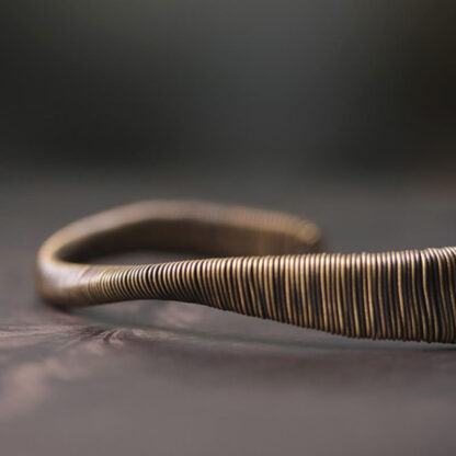 Simple Design Wrapped Copper Luck Wealth Adjustable Cuff Bracelet - 图片 5