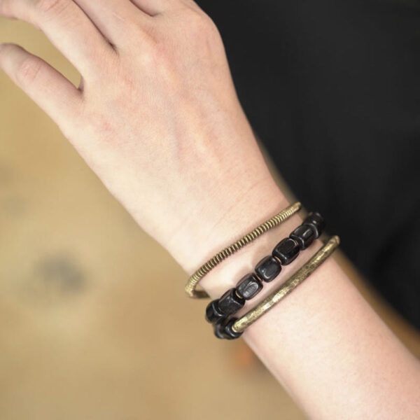 Vintage Peace Tibetan Ebony Wood Beads Copper Multilayered Healing Bracelet - 图片 13