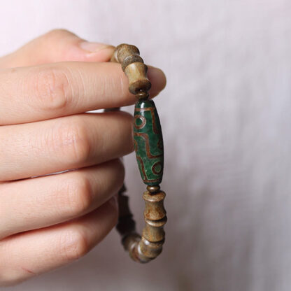 Tibetan Nine-Eye Dzi Bead Green Sandalwood Peace Bracelet - 图片 7
