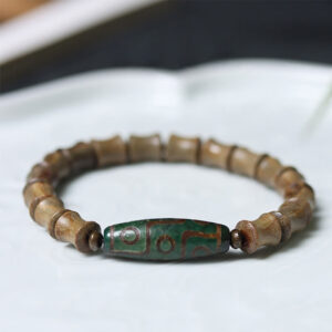 Tibetan Nine-Eye Dzi Bead Green Sandalwood Peace Bracelet