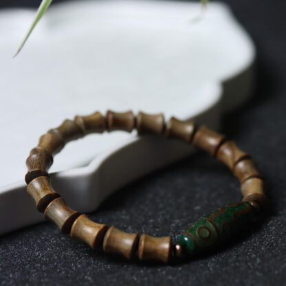 Tibetan Nine-Eye Dzi Bead Green Sandalwood Peace Bracelet - 图片 8