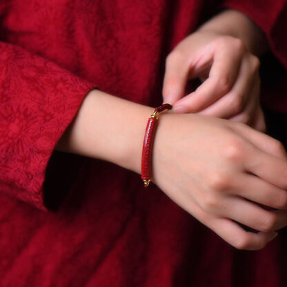 Handmade Cinnabar Om Mani Padme Hum Heart Sutra Blessing Braided Bracelet - 图片 2
