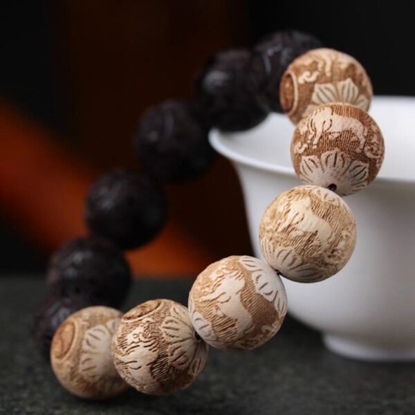 Ebony Wood Camphor Wood Yin Yang Ox Engraved Peace Bracelet - 图片 2