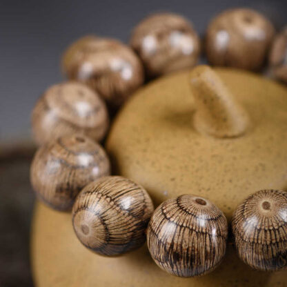 Gnetum Wood Beads Protection Bracelet - 图片 10