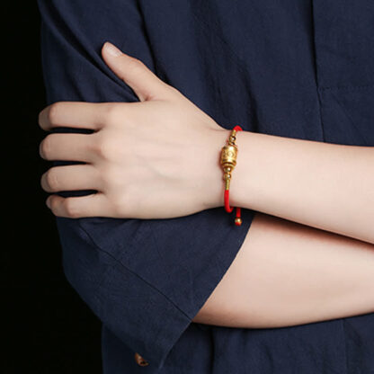 Buddha Stones 999 Sterling Silver Om Mani Padme Hum Luck Red String Bracelet - 图片 4