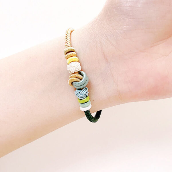 Two-Color Rope Handcrafted Eight Thread Peace Knot Luck Connection Bracelet - 图片 10