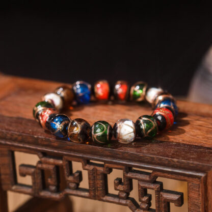Five Elements Gold Swallowing Beast Family Charm Liuli Glass Bead Luck Bracelet - 图片 3