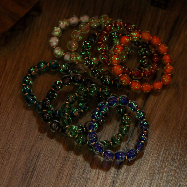 Gold Swallowing Beast Family Charm Luminous Fluorescent Liuli Glass Bead Success Bracelet - 图片 33