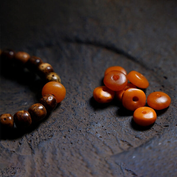 Tibetan Bodhi Seed Amber Dzi Bead Agate Zakiram Goddess of Wealth Beads Triple Wrap Bracelet - 图片 8