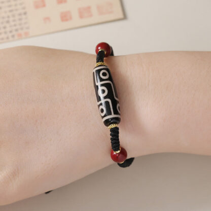 Handcrafted Tibetan Nine-eye Dzi Bead Protection Bracelet - 图片 5