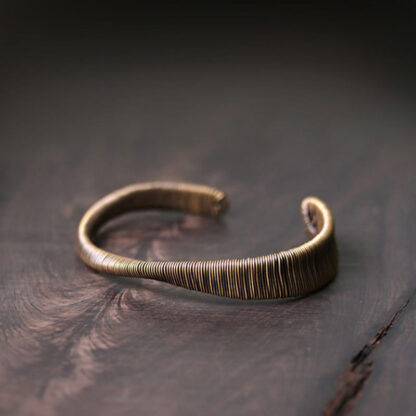 Simple Design Wrapped Copper Luck Wealth Adjustable Cuff Bracelet - 图片 6