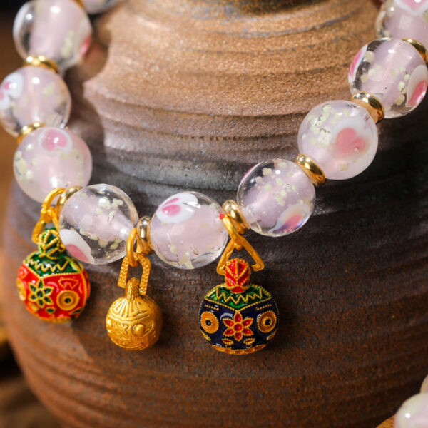 Gold Swallowing Beast Family Charm Luminous Pink Love Heart Fluorescent Liuli Glass Bead Blessings Bracelet - 图片 4