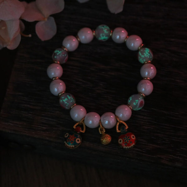 Gold Swallowing Beast Family Charm Liuli Glass Colorful Porcelain Bead Luck Bracelet - 图片 6
