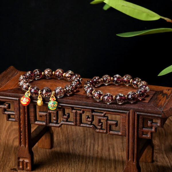 Gold Swallowing Beast Family Charm Luminous Fluorescent Liuli Glass Bead Success Bracelet - 图片 22